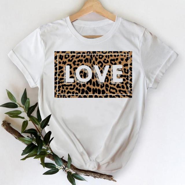 T-shirts Women 2021 Leopard Heart Casual 90s Fashion Trend Printing Clothes Graphic Tshirt Top Lady Print Female Tee T-Shirt